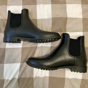 Storm by Cougar Black Chelsea Rainboots